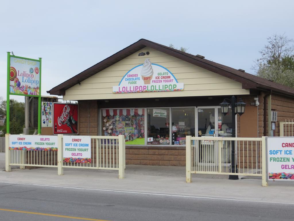 Villa Nova Motel Wasaga Beach Exterior foto