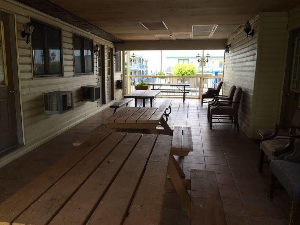 Villa Nova Motel Wasaga Beach Exterior foto